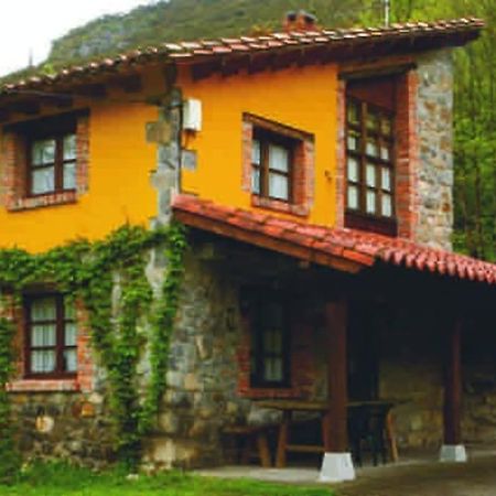 La Rotella, Calma Al Lado De Cangas De Onis Ngoại thất bức ảnh
